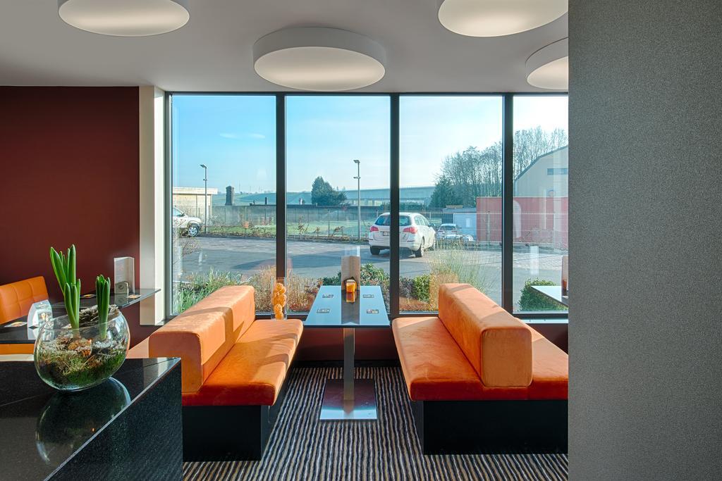 Orange Hotel La Louvière Exterior foto